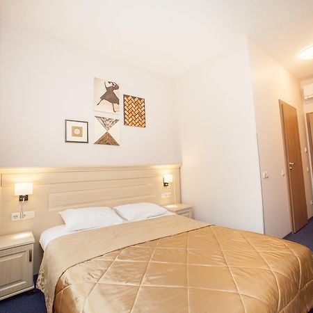 Mackintosh Hotel Κίεβο Εξωτερικό φωτογραφία